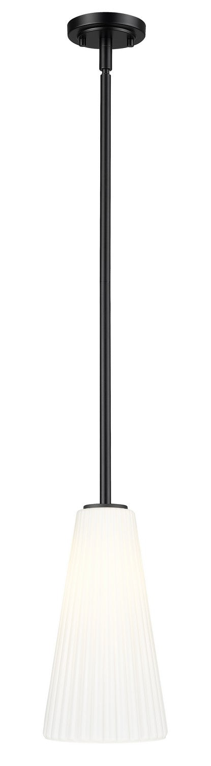 Finley Pendant