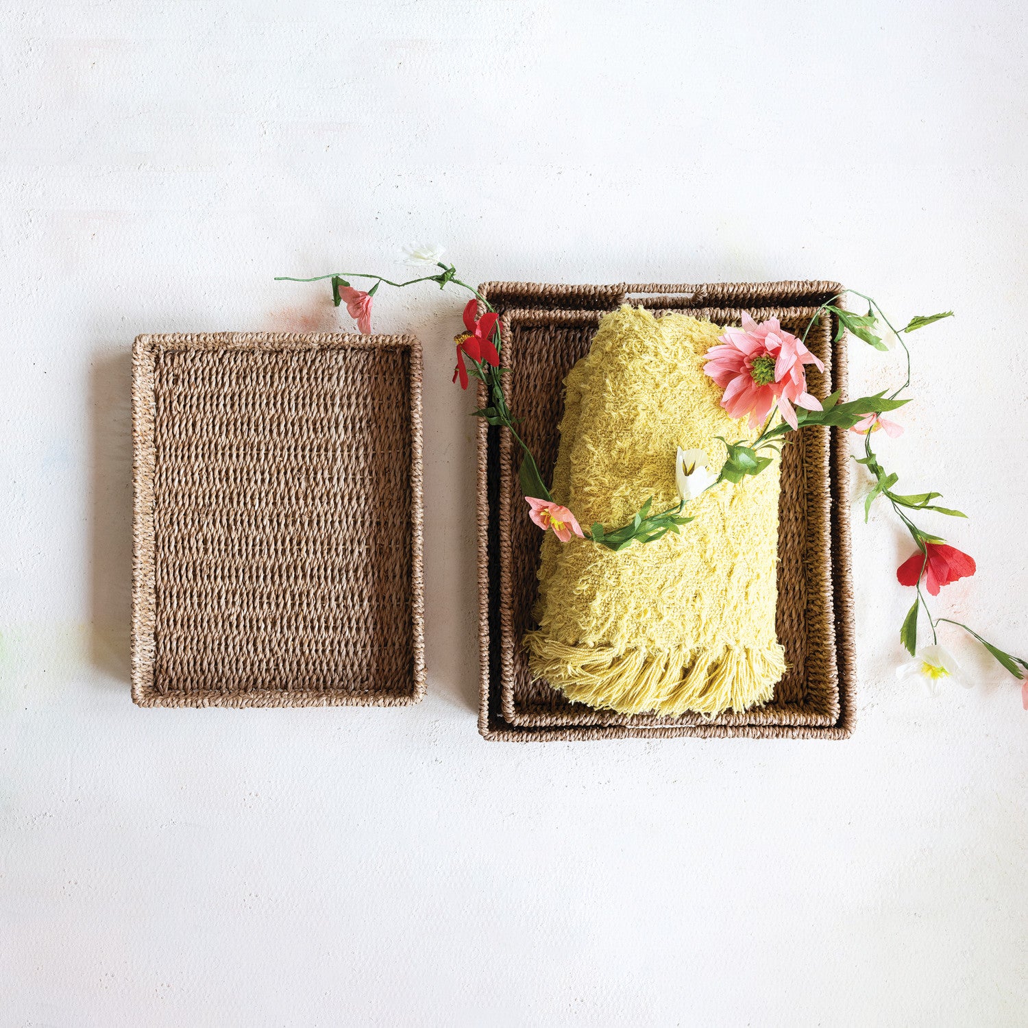 Baskets & Trays